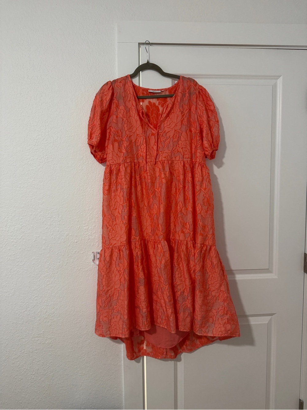 MSCH Women's coral/bright orange Lace Tiered Midi Dress size xl